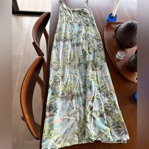 Faherty Liv Slip Dress Oahu Breeze. Like new. Size XS No Blemishes Excellent